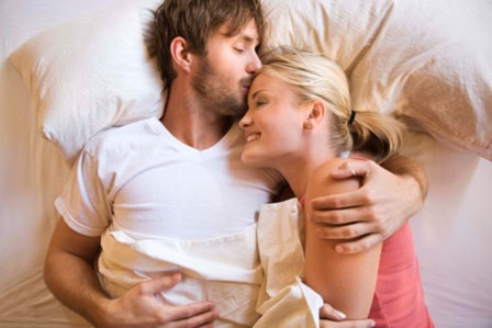 http://awordywoman.com/wp-content/uploads/2012/08/0515_couple-cuddling-in-bed_sm.jpg